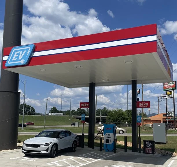 RaceTrac electric charging station