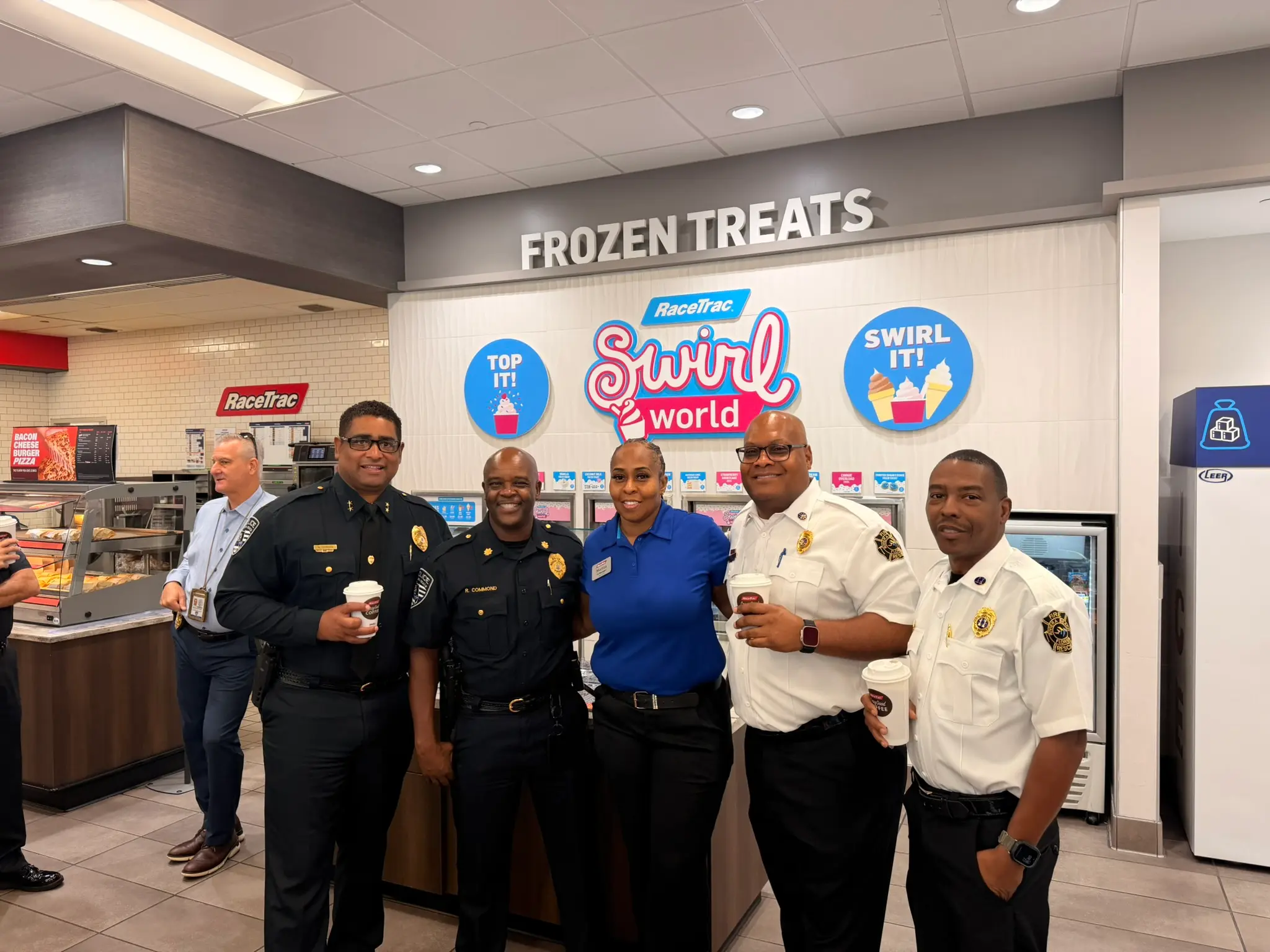 RaceTrac Store 2632 Welcomes the Community for Coffee with a Cop